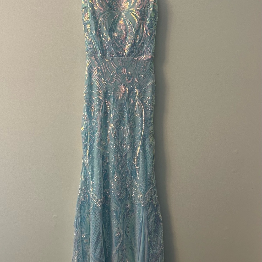 Elegant Blue Sequin Evening Gown